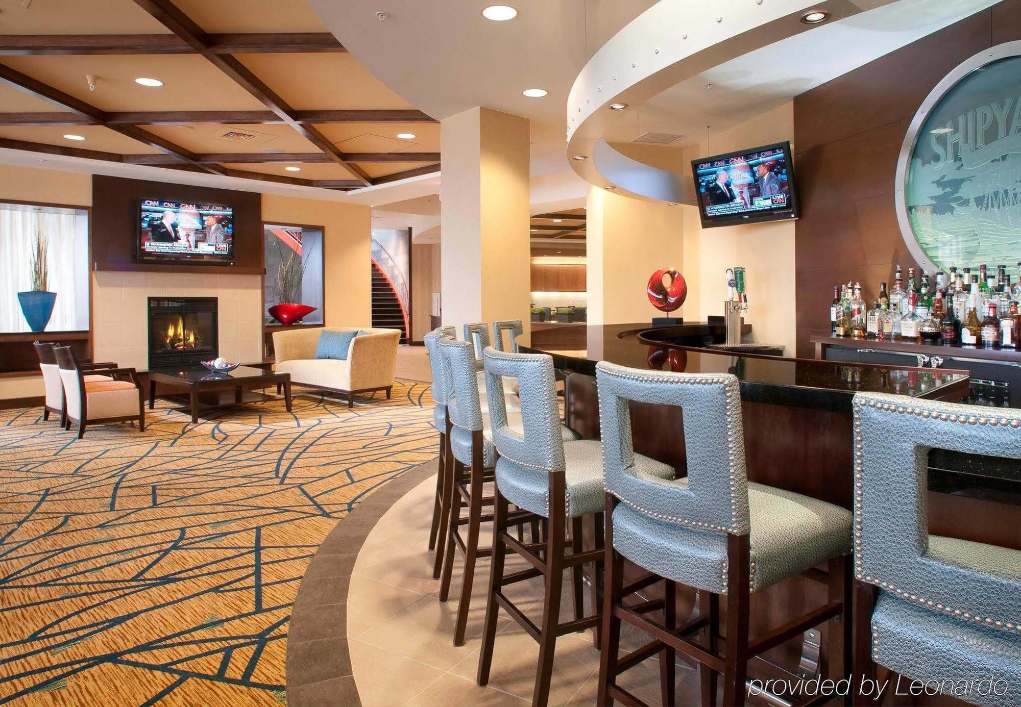 Downtown Waterfront Hotel 3*