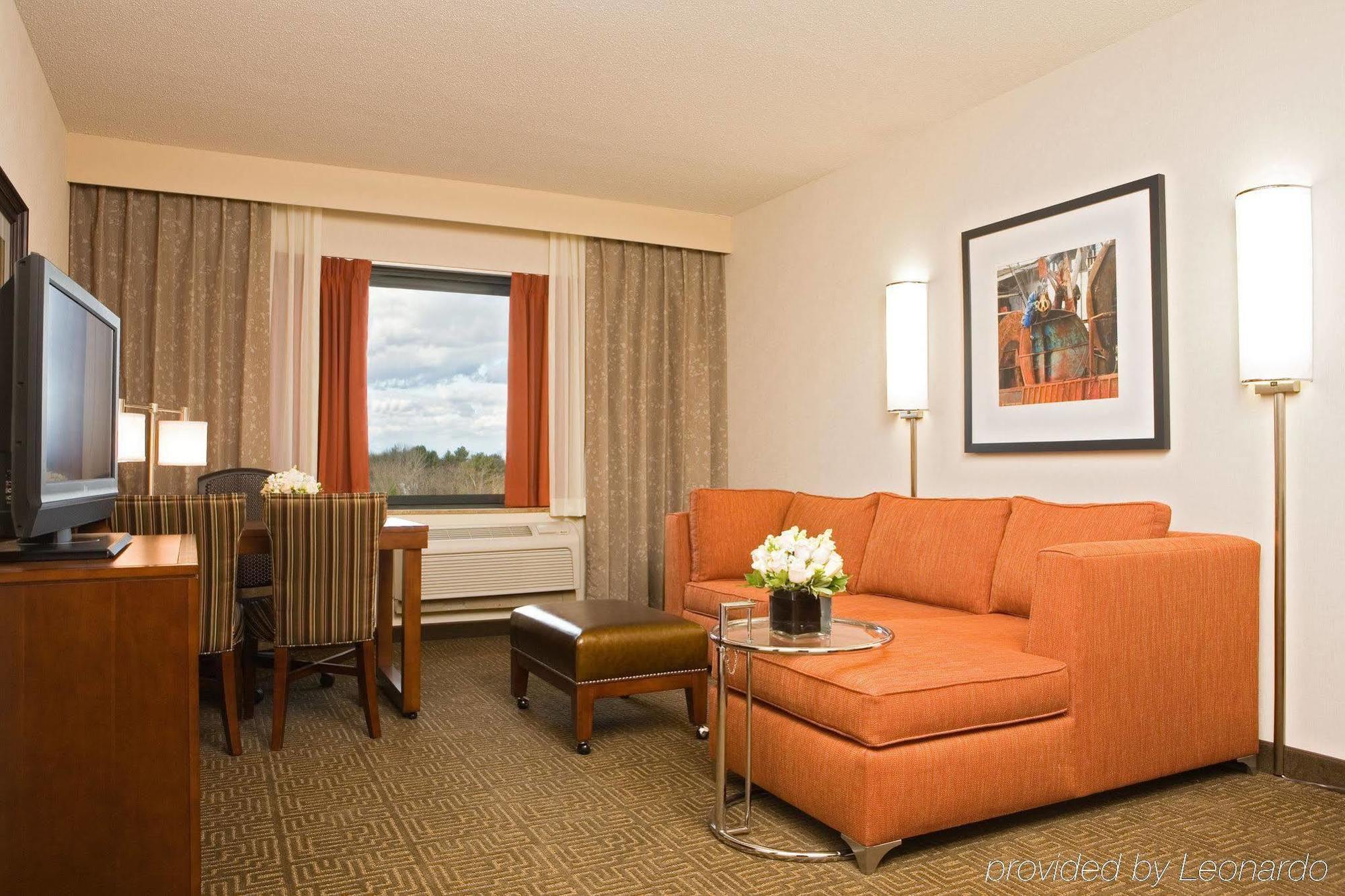 Embassy By Hilton Maine 4*