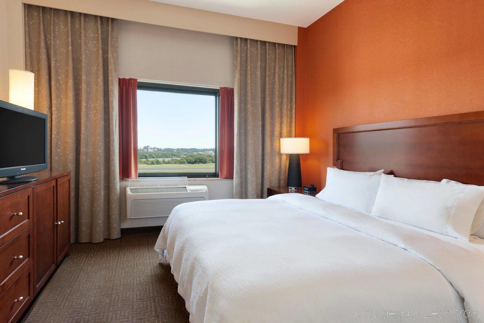 Embassy By Hilton Maine 4*