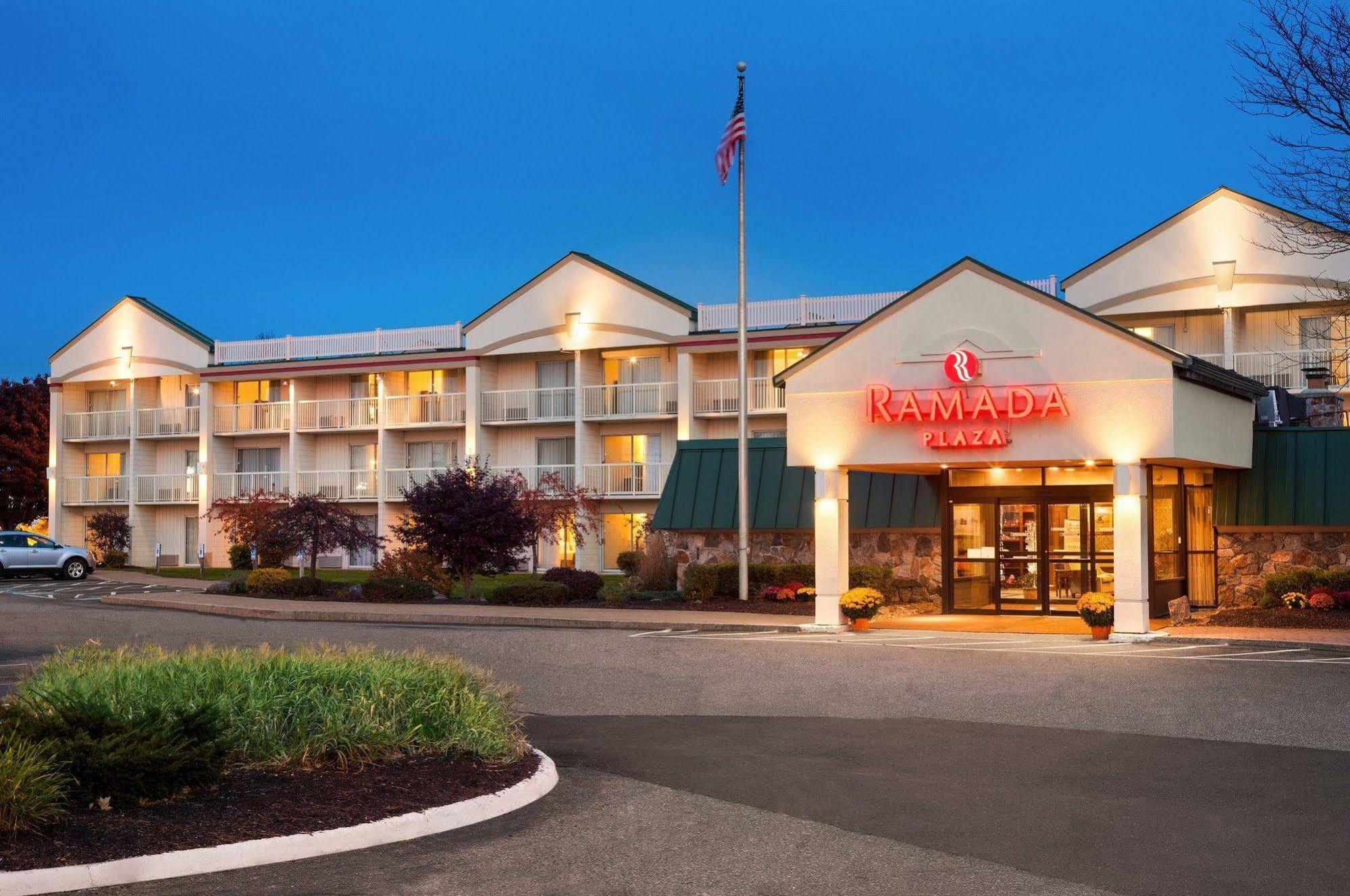 Ramada Plaza By Wyndham Hotel