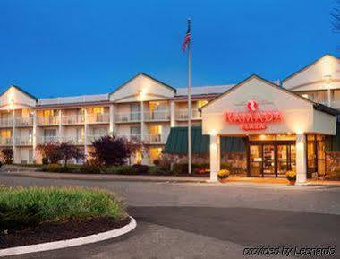 Ramada Plaza By Wyndham Hotel 3*