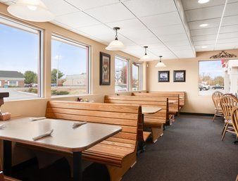 Ramada Plaza By Wyndham Portland