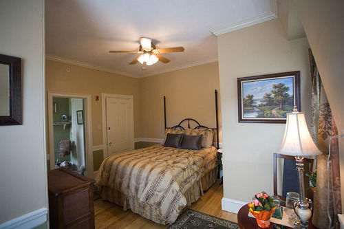 Morrill Mansion Inn
