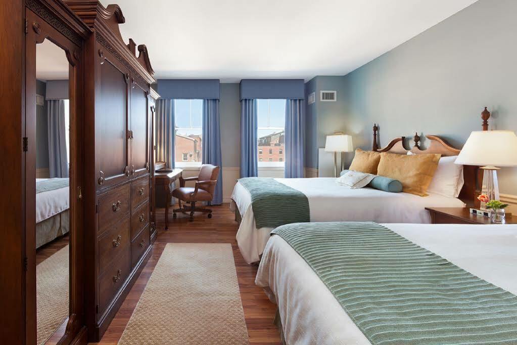 Hotel Harbor 4*