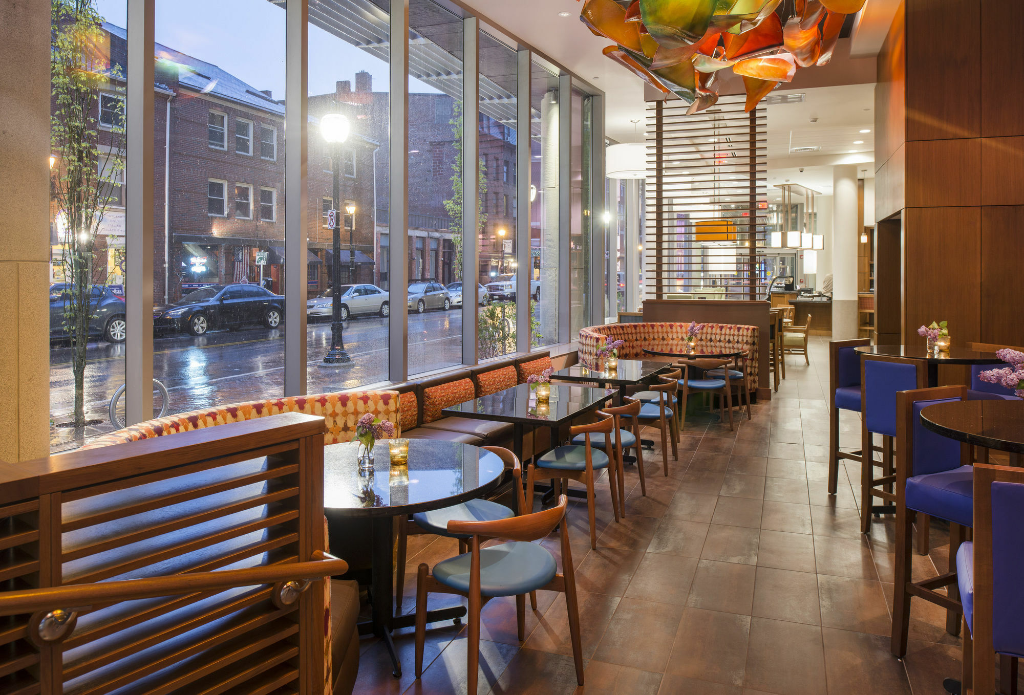 Hyatt Place Downtown - Old Port Square 3*
