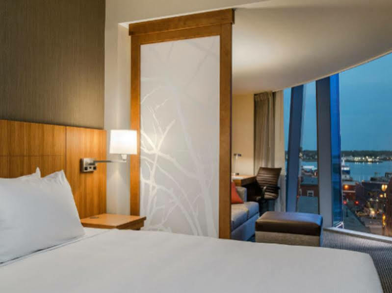 Hotel Hyatt Place Downtown - Old Port Square 3*