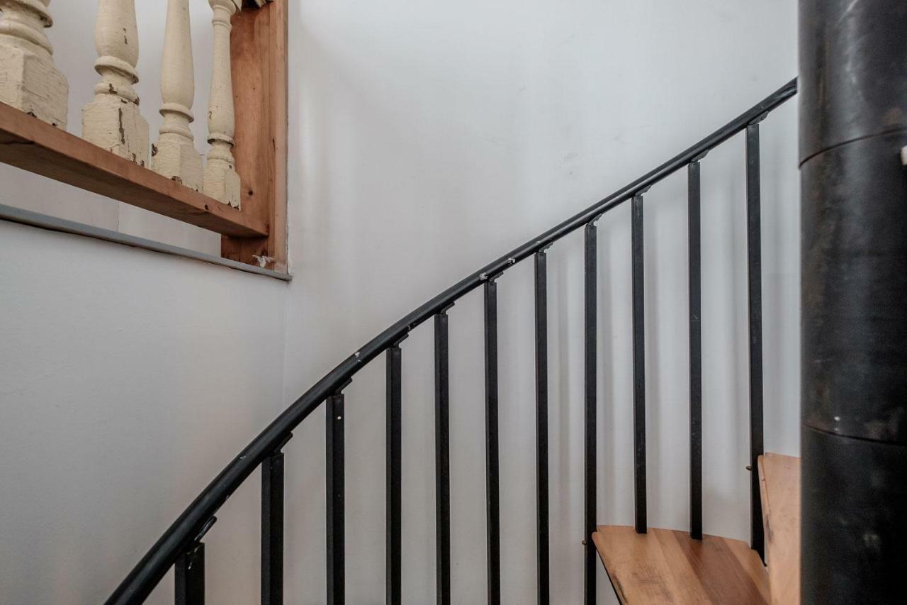 Apartment Crow's Nest *