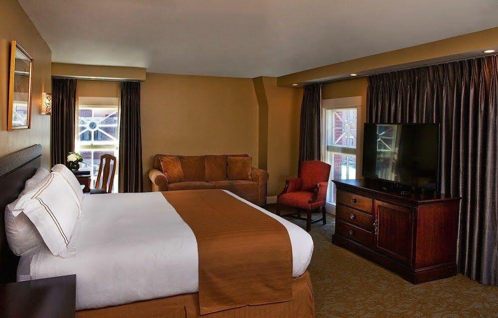 Regency & 3*