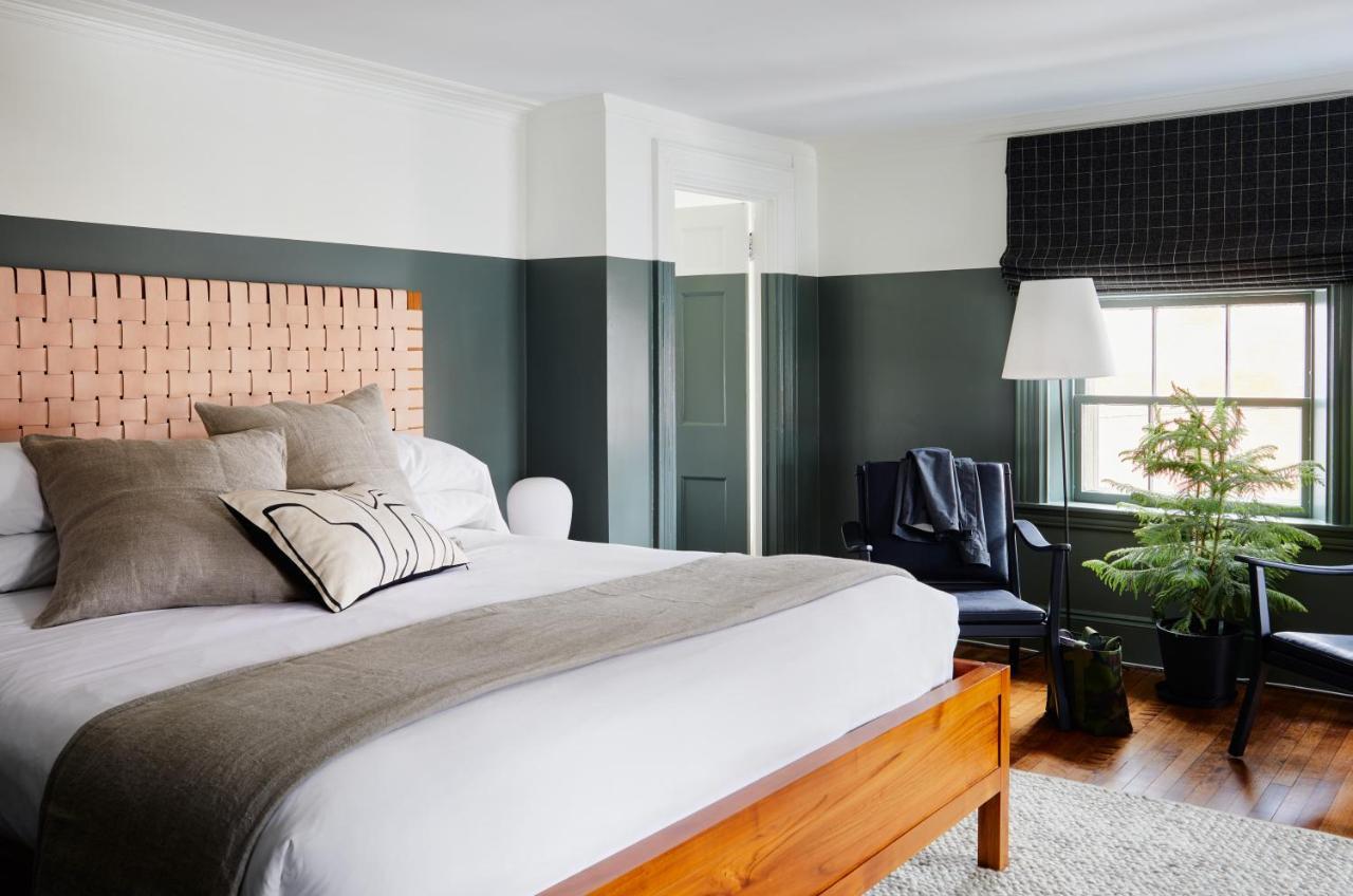 Blind Tiger - Danforth Street 4*
