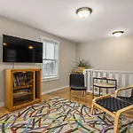 The Brew House - 2Nd Floor Private Apartment