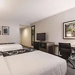 La Quinta By Wyndham Portland