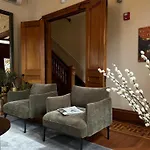 The Francis Hotel