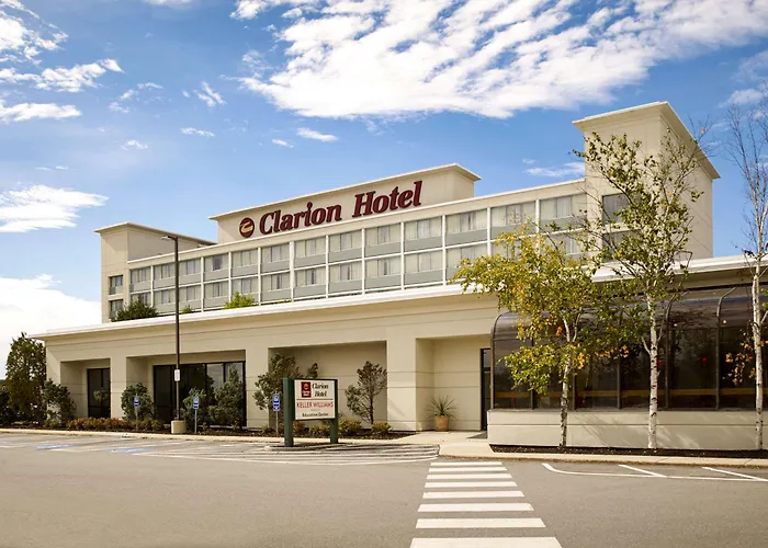 Clarion Hotel Airport