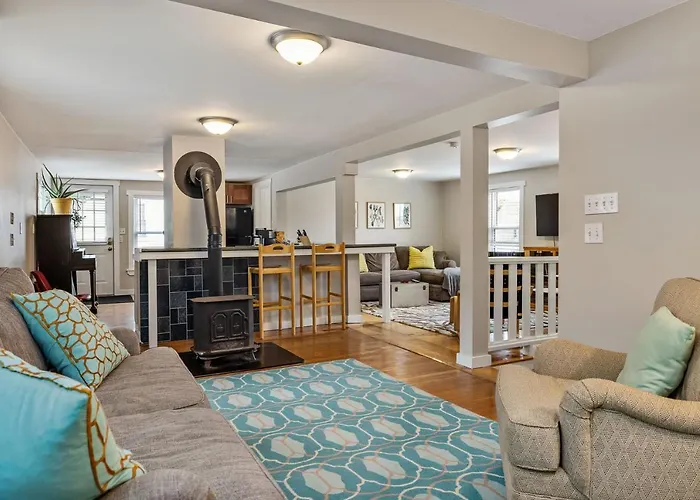 The Brew House - 2Nd Floor Private Apartment