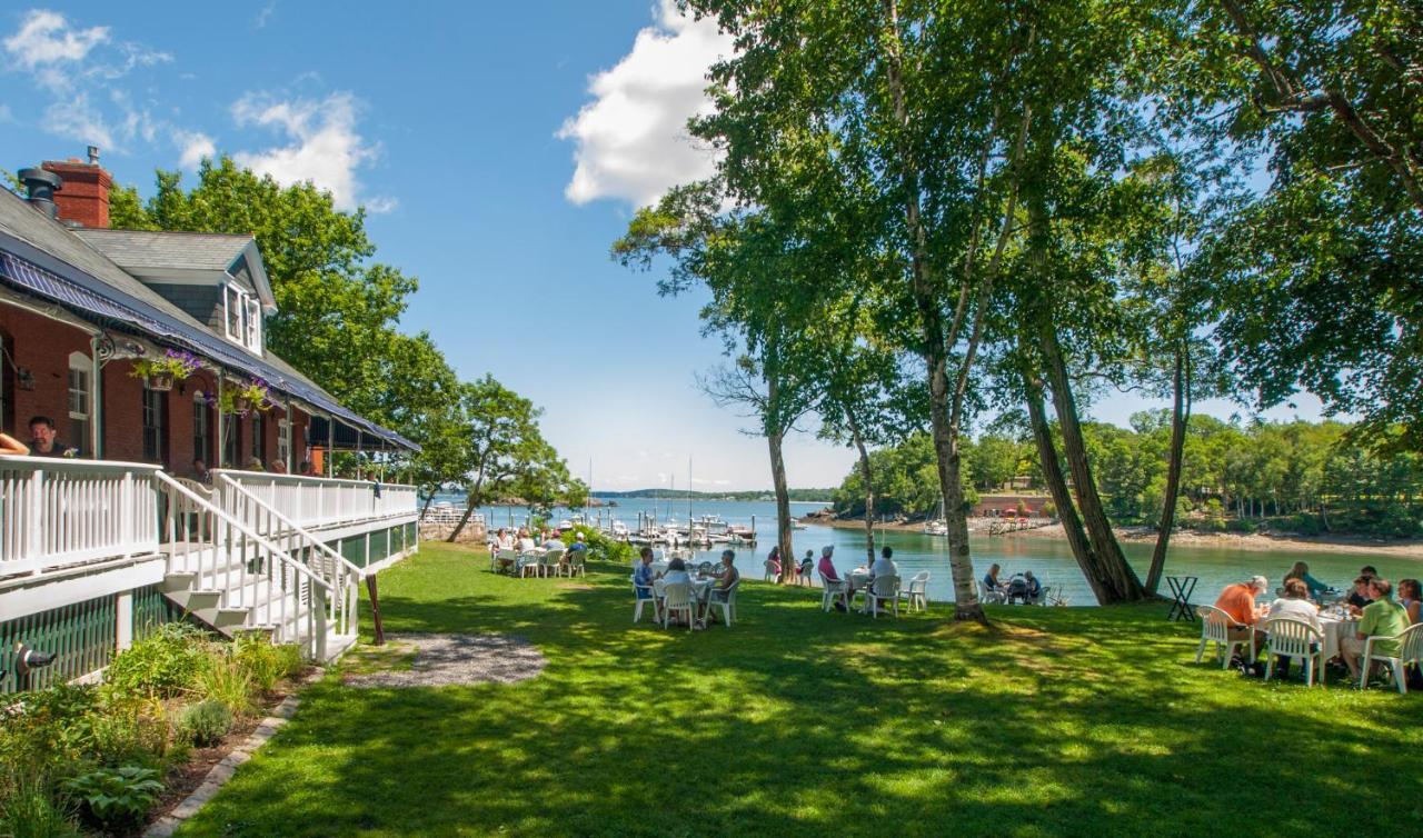 At Diamond Cove Inn 3*