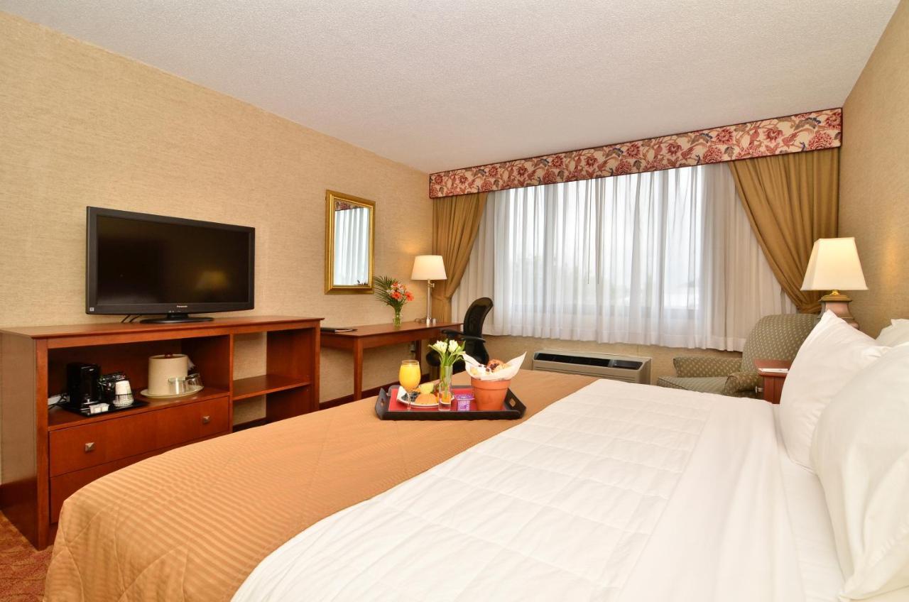 Hotel Clarion Airport