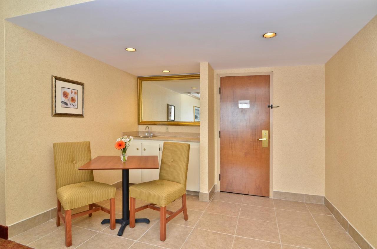 Hotel Clarion Airport Portland