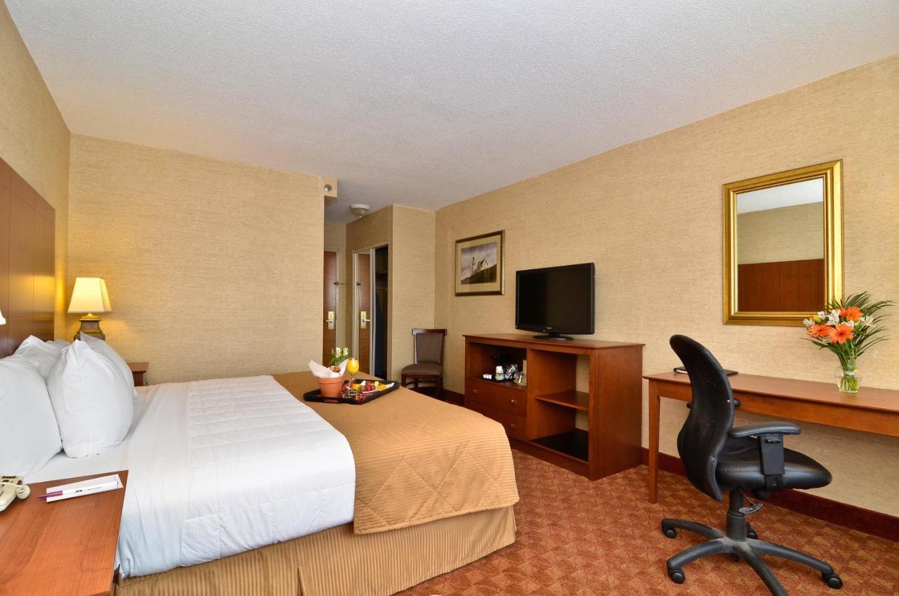 Hotel Clarion Airport
