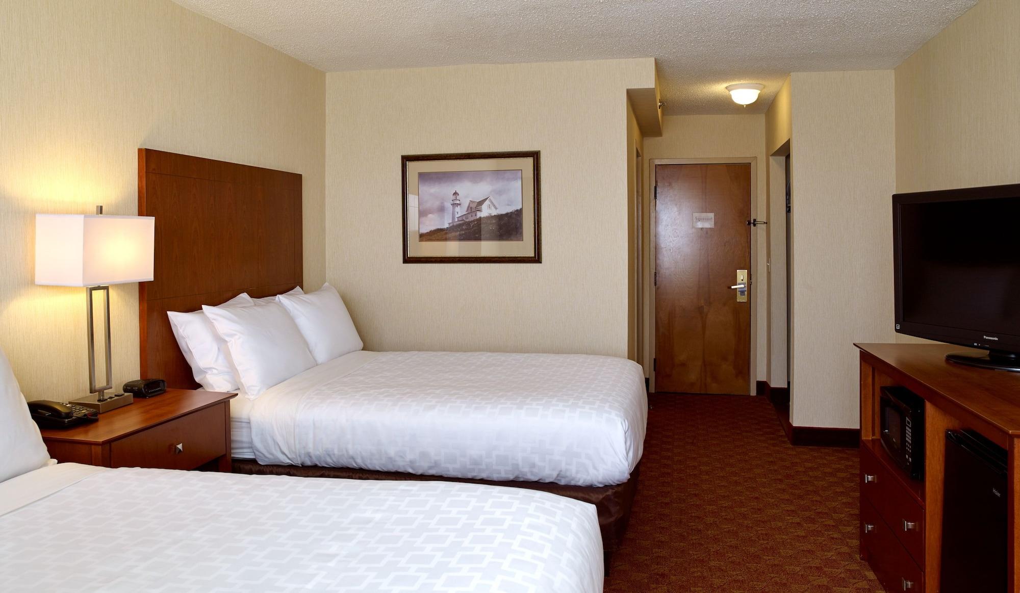 Clarion Airport Hotel 3*