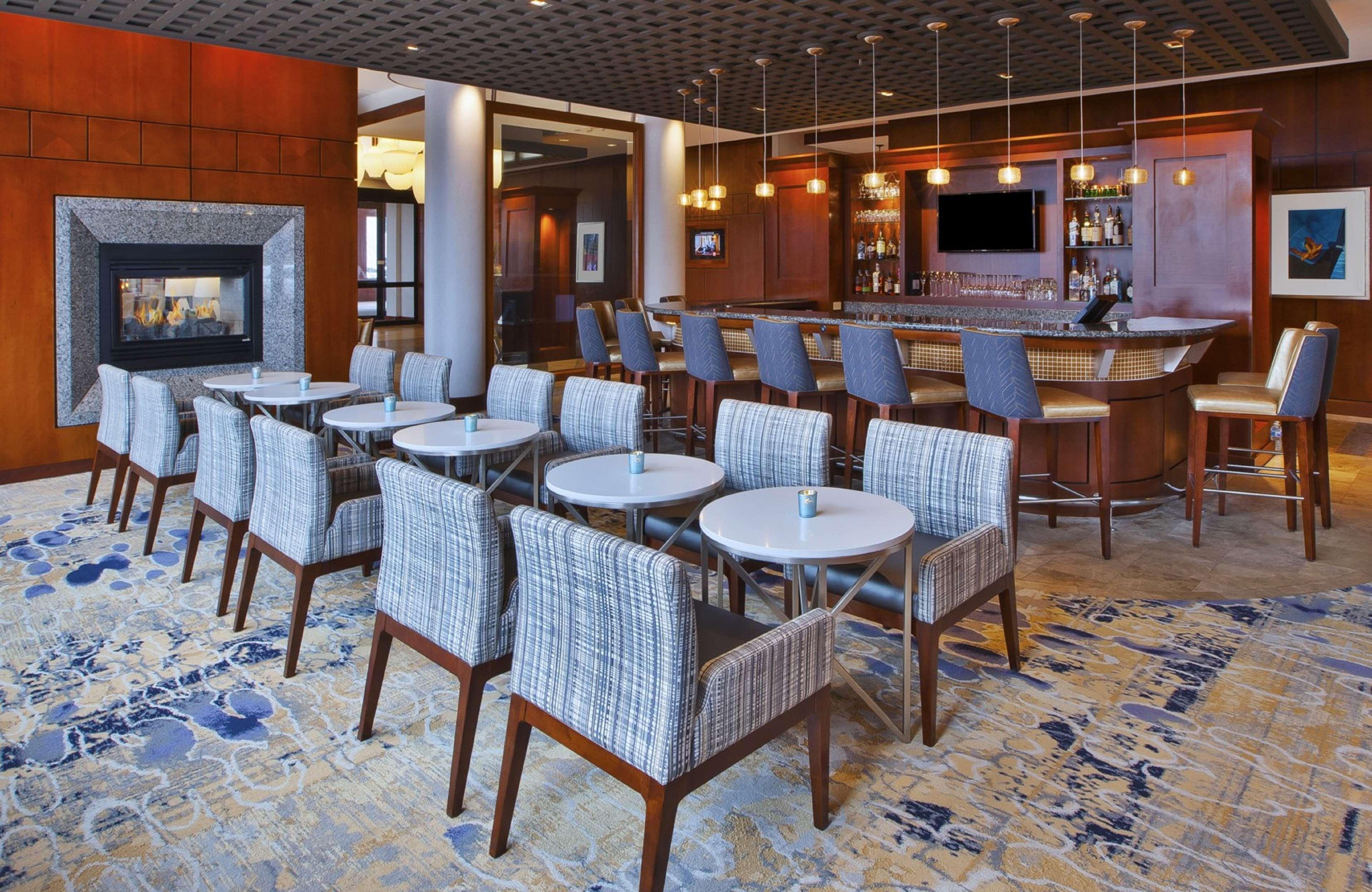 Hilton Garden Downtown Waterfront Hotel