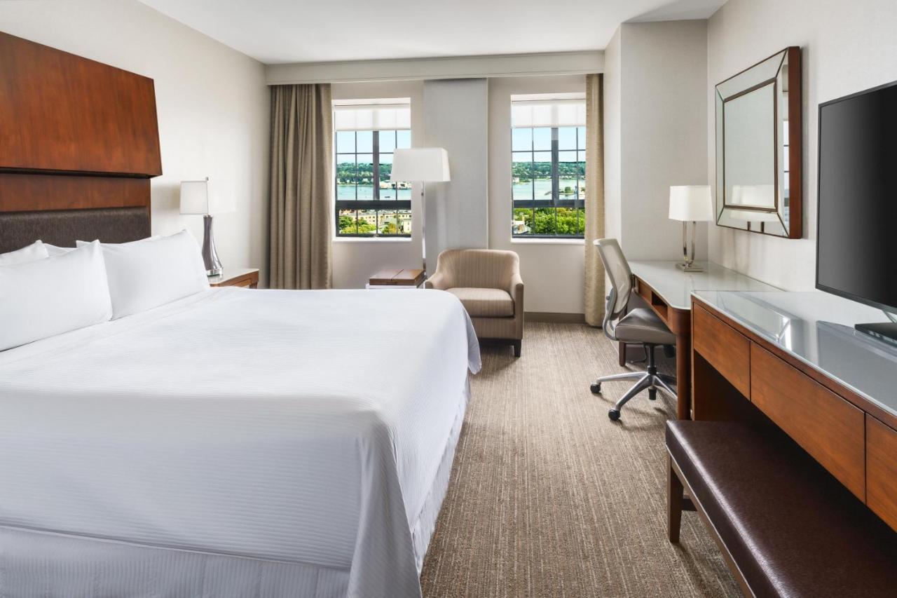 The Westin Harborview 3* Portland