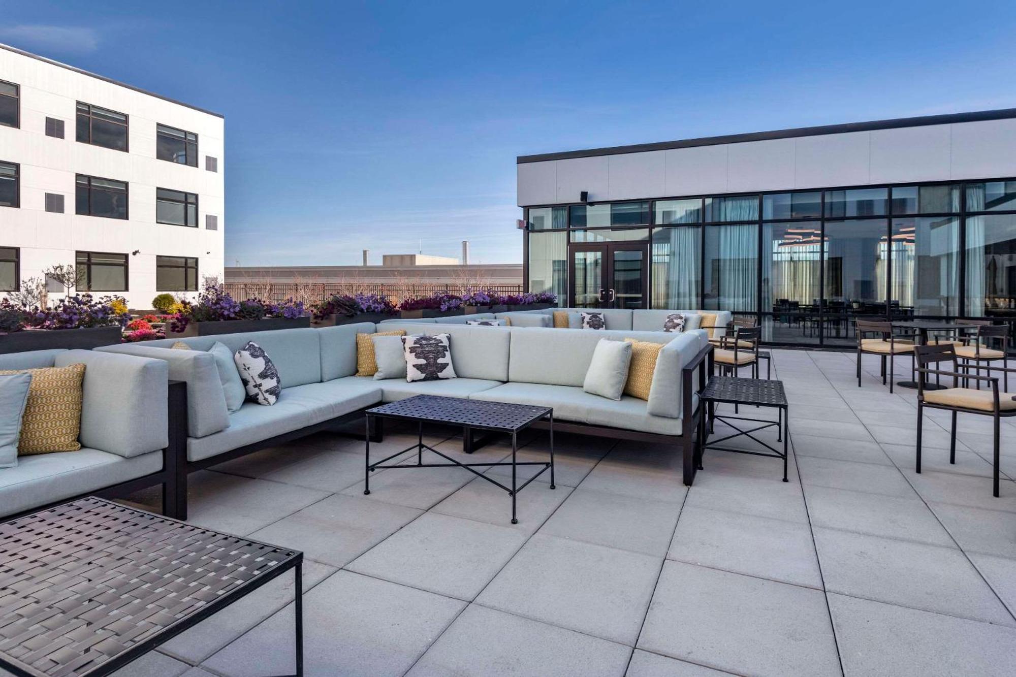 Hotel Cambria Downtown Old Port Portland