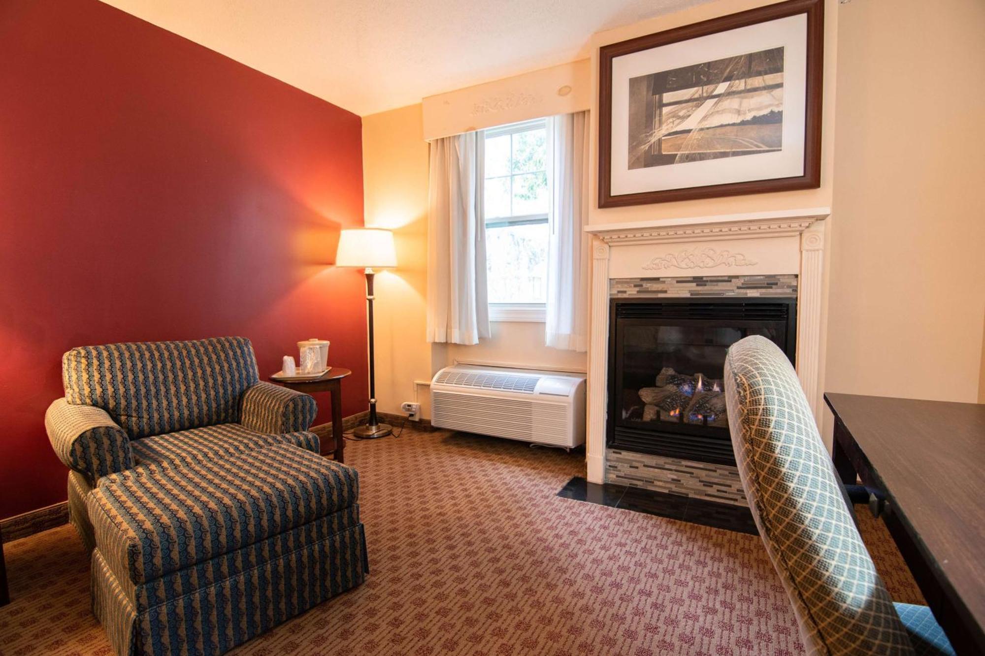 Fireside & (adults Only) 3*