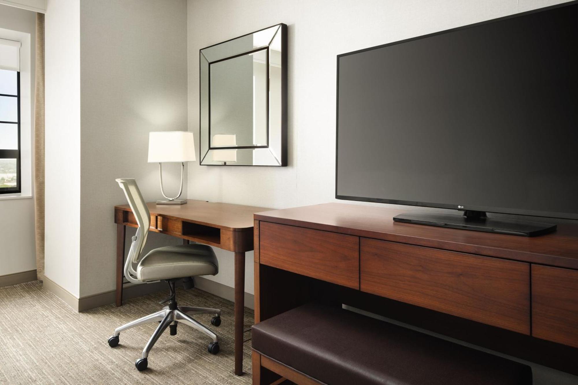 Hotel The Westin Harborview 3*