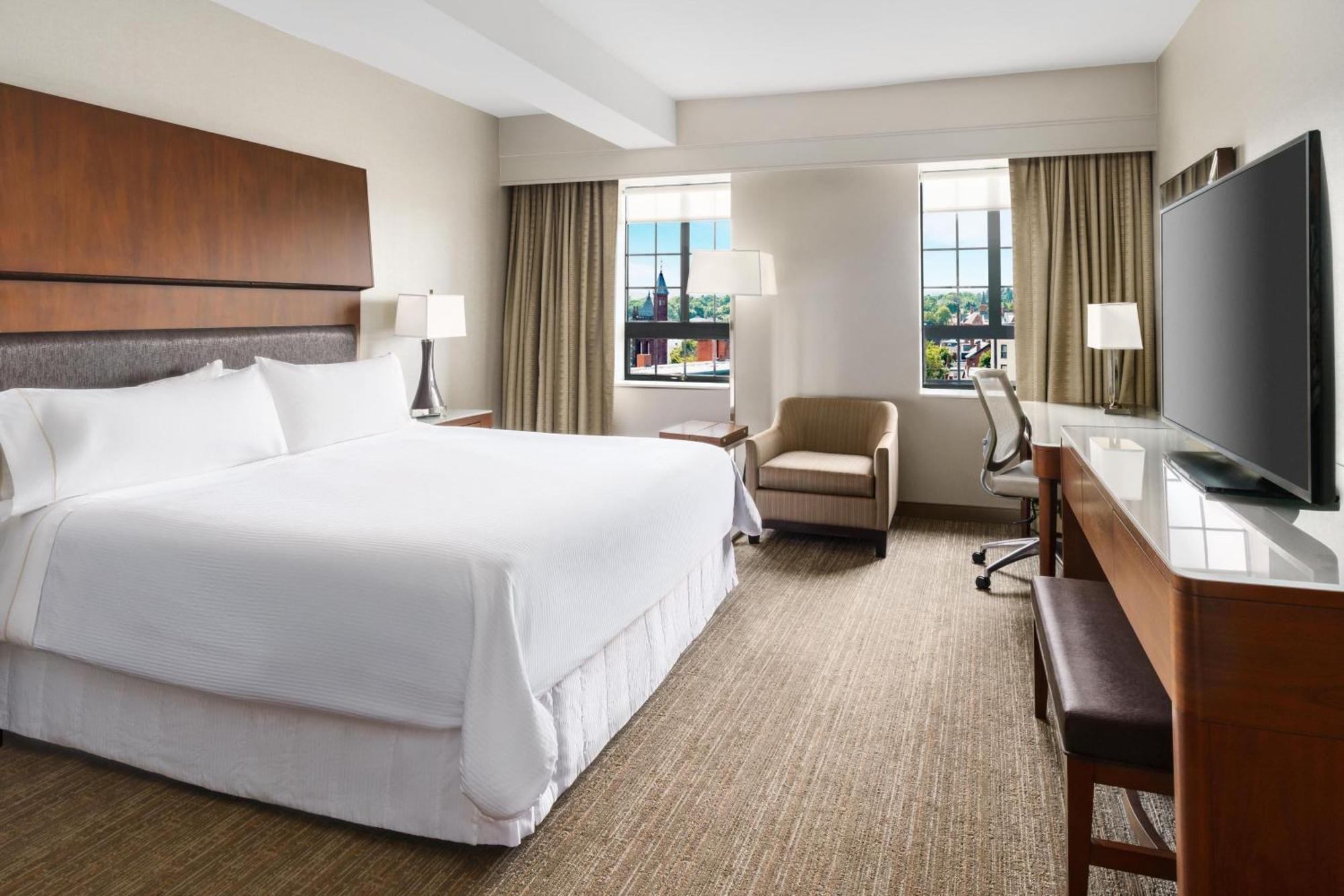 The Westin Harborview 3* Portland