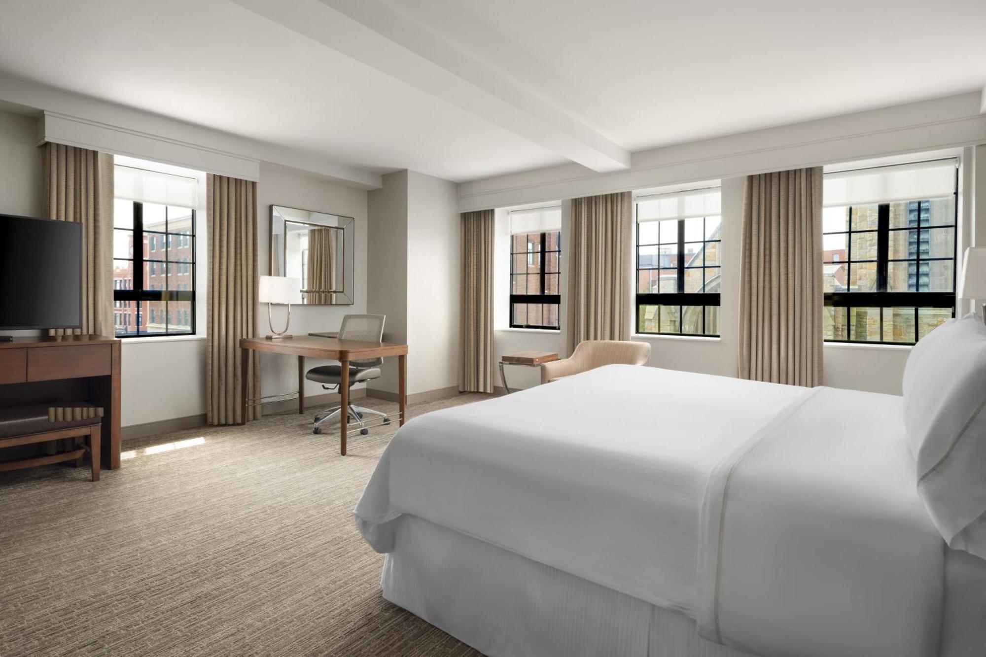 The Westin Harborview Hotel