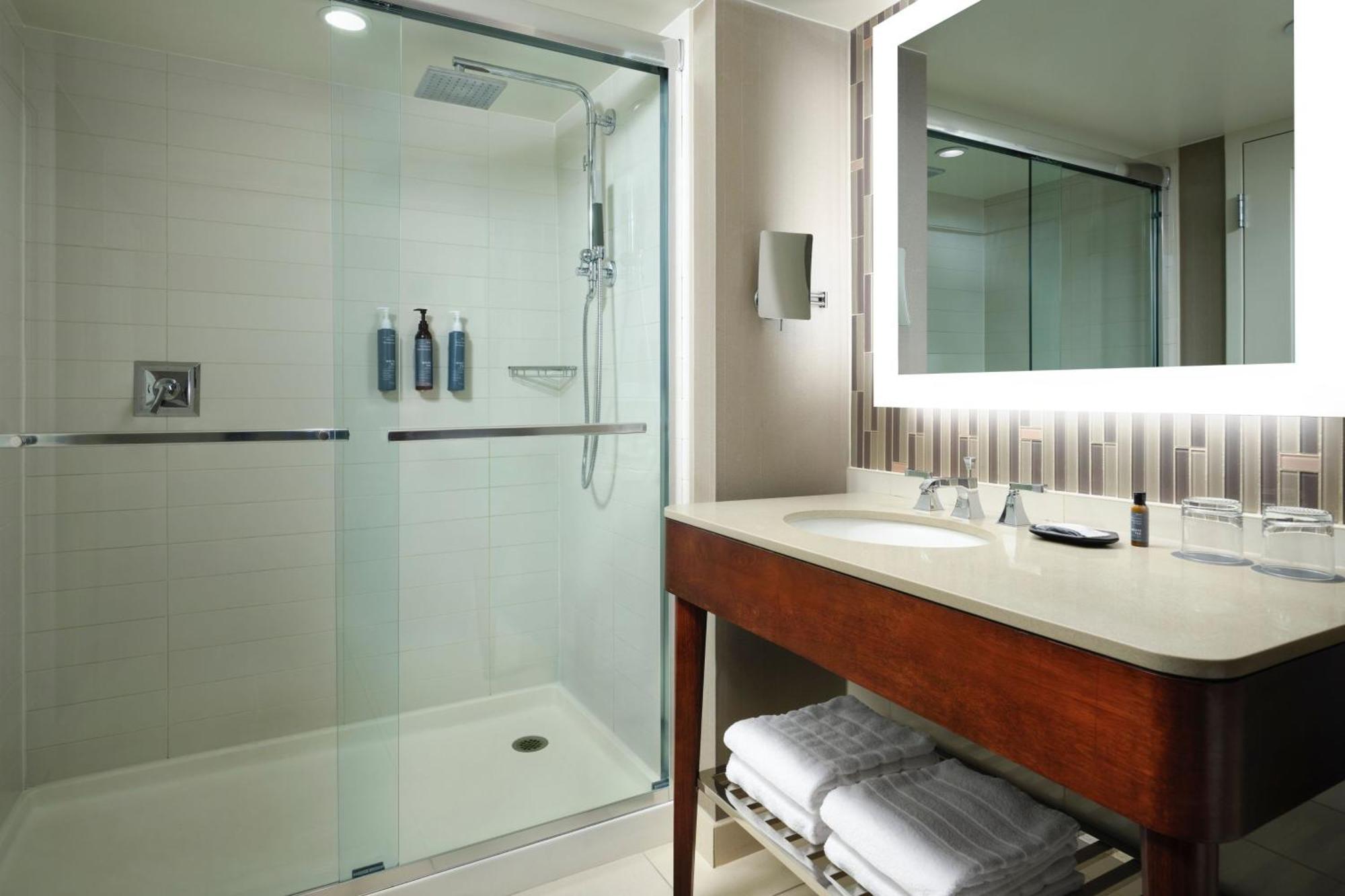 The Westin Harborview Portland