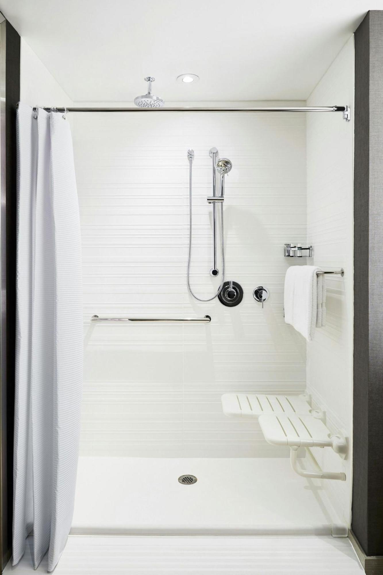 Ac Downtown-waterfront, Me Hotel 4*