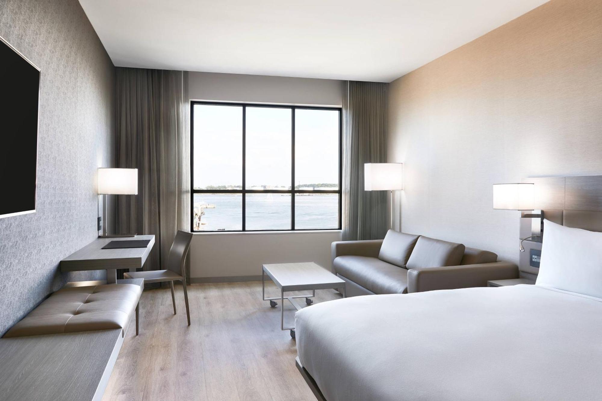 Ac Downtown-waterfront, Me Hotel 4*