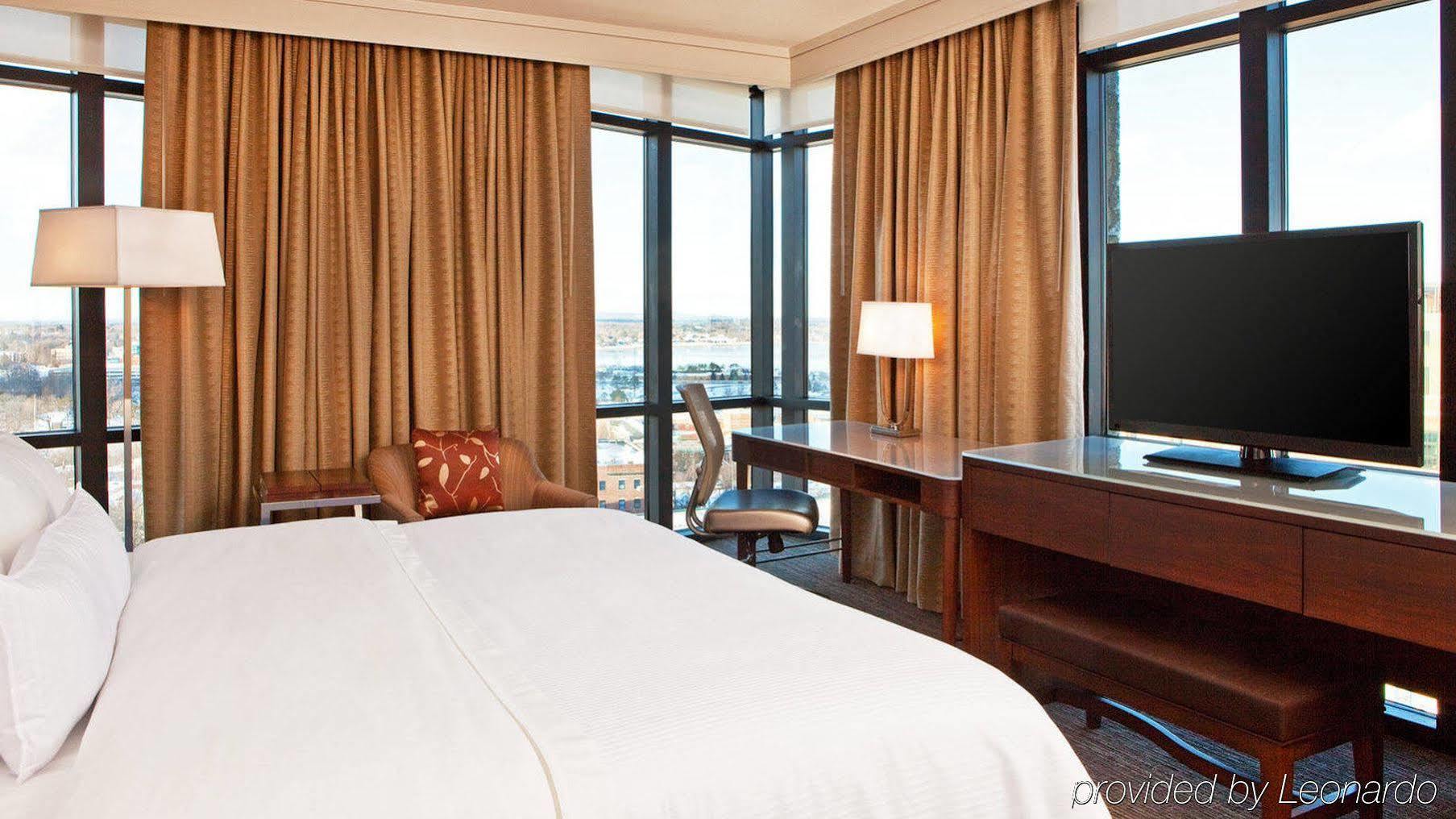 The Westin Harborview Hotel