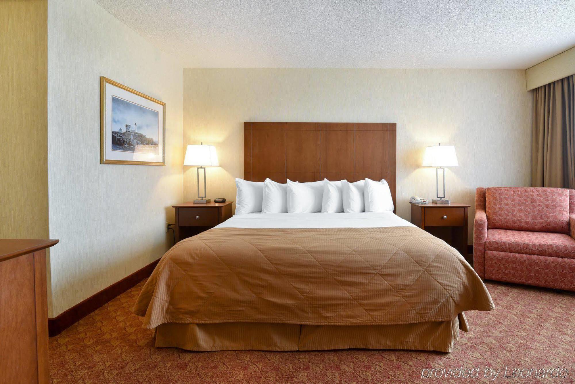 Clarion Airport Hotel