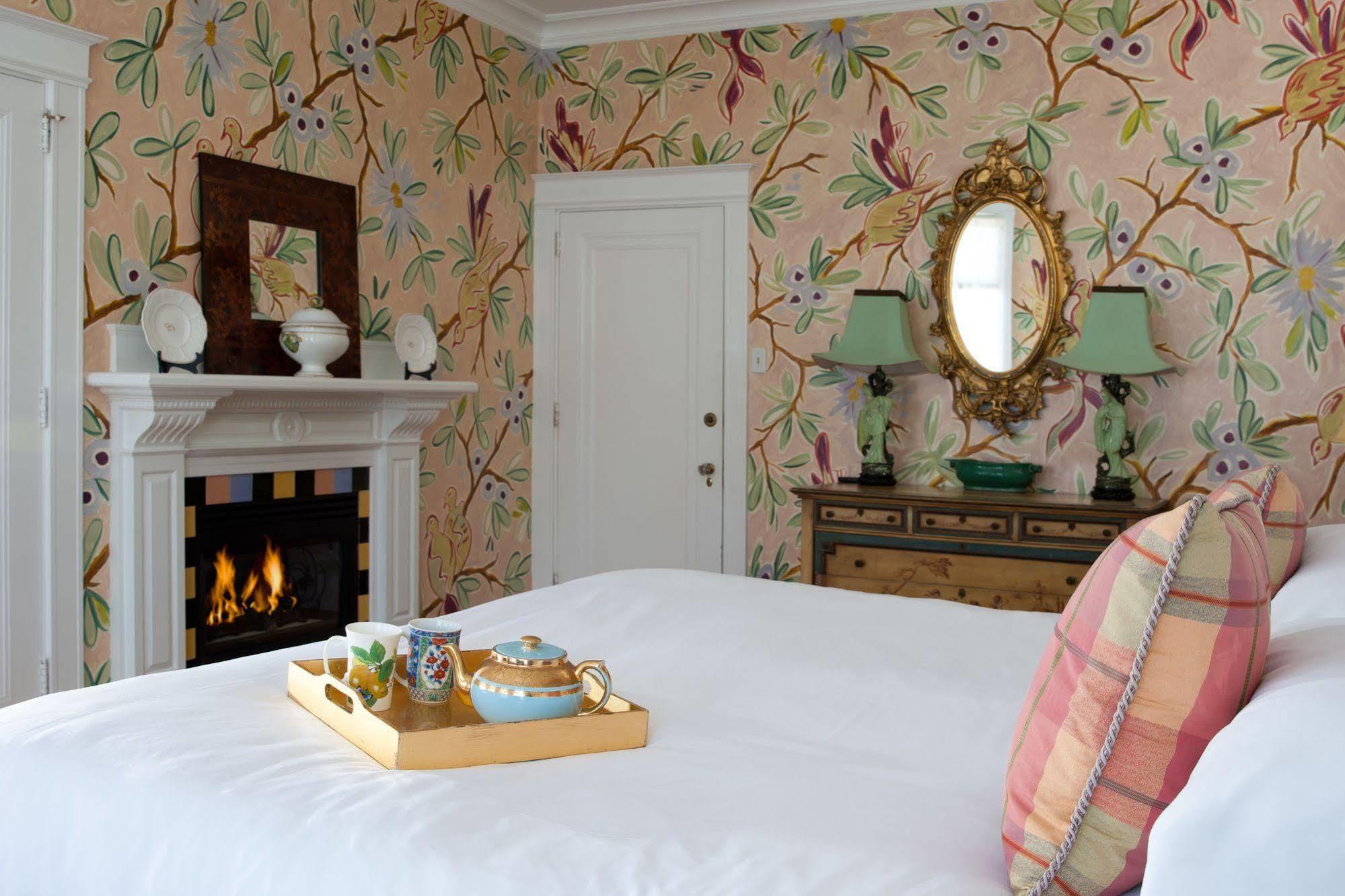 Pomegranate Inn 3*