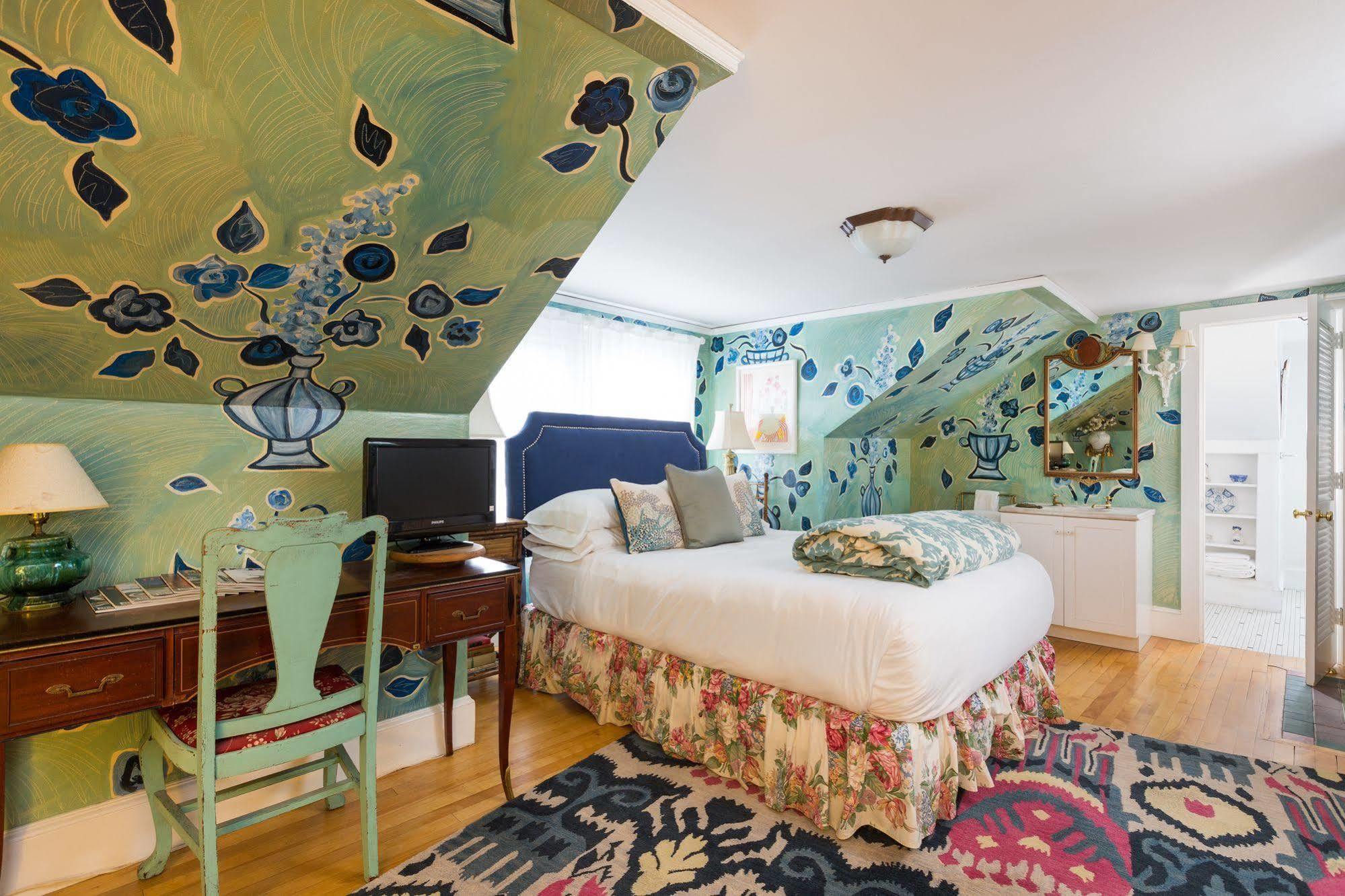 Pomegranate Inn Portland