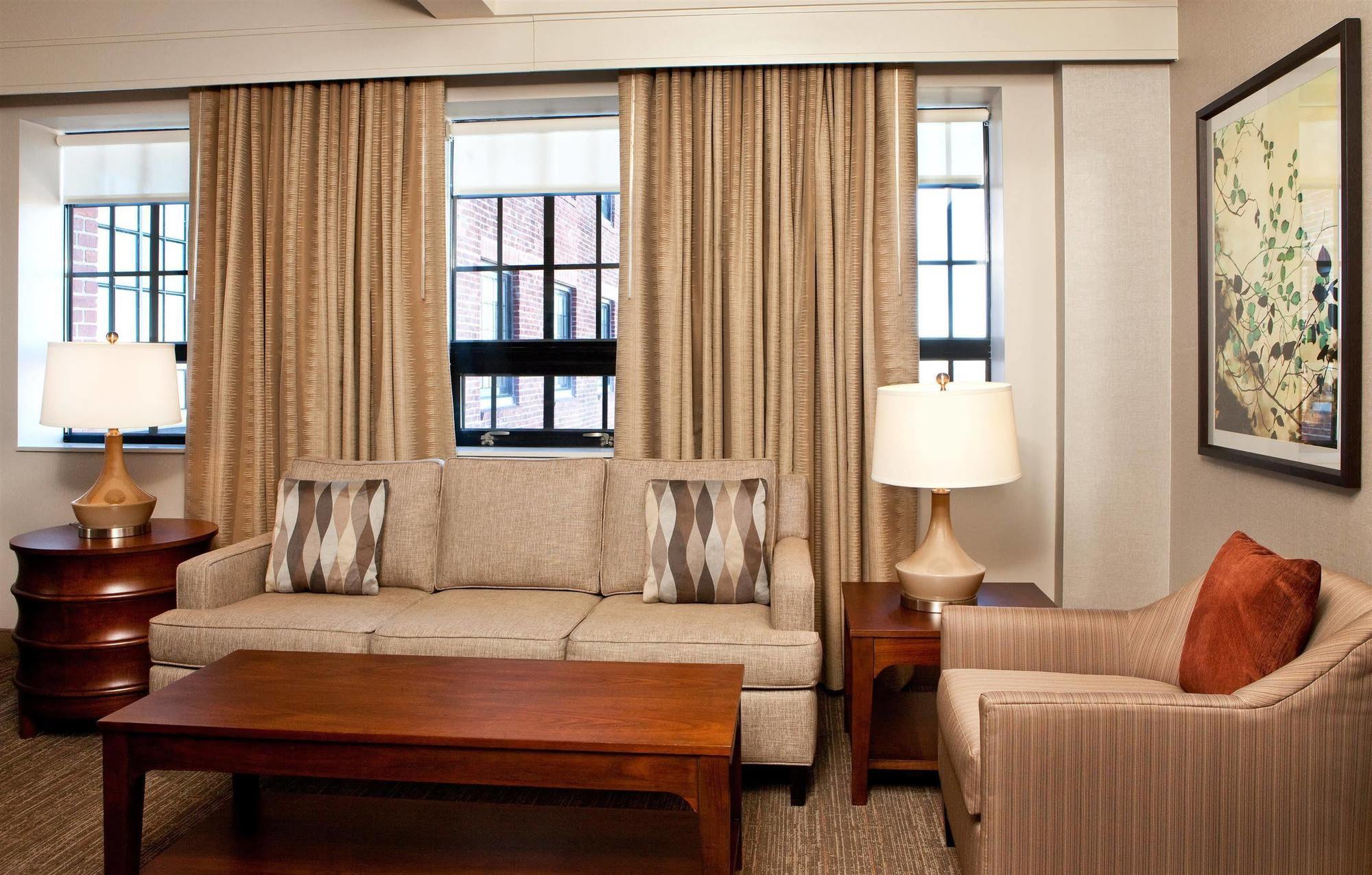 The Westin Harborview Hotel 3*