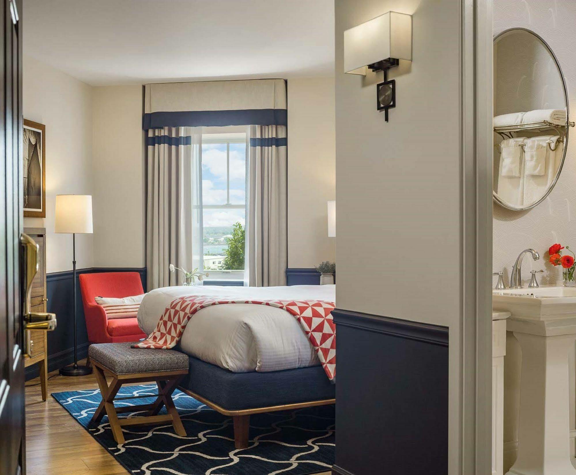 Hotel Harbor